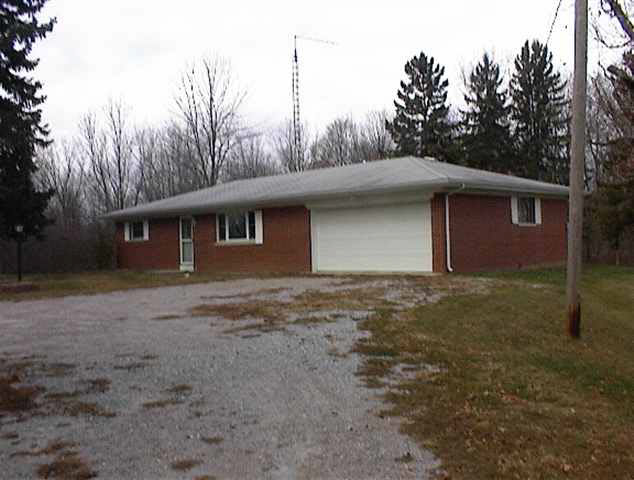 9095 E Baseline Rd, Avilla, IN 46755 photo 1