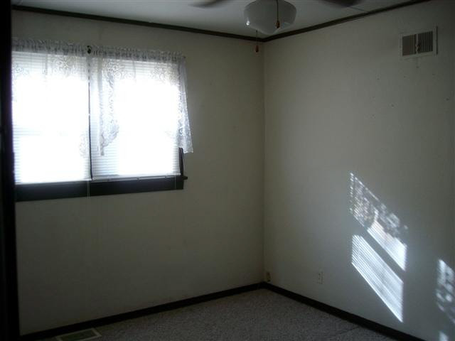 1052 W 300 N, Albion, IN 46701 photo 8