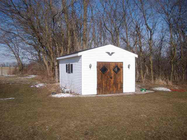 1052 W 300 N, Albion, IN 46701 photo 3