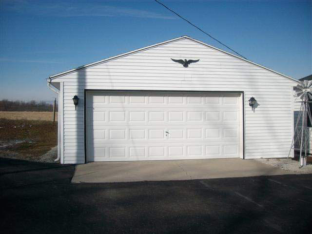 1052 W 300 N, Albion, IN 46701 photo 4