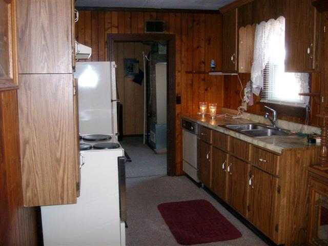 1052 W 300 N, Albion, IN 46701 photo 6