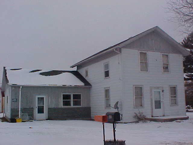 685 S Center St, Waterloo, IN 46793 photo 1