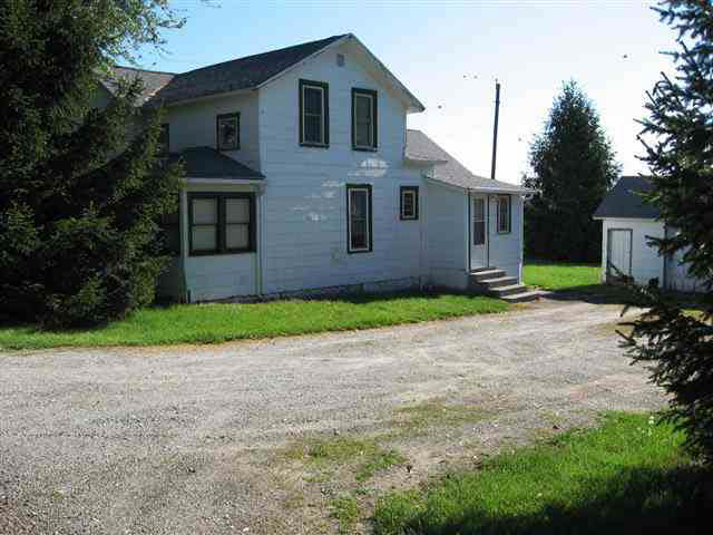 6935 N 450 W, Shipshewana, IN 46565 photo 2