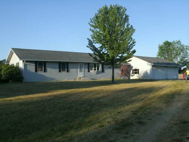 765 N 100 W, Lagrange, IN 46761 photo 3