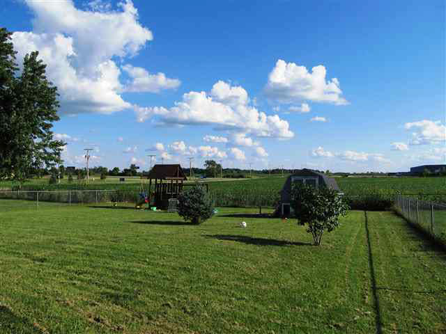 304 Chapel Ln, Ashley, IN 46705 photo 15