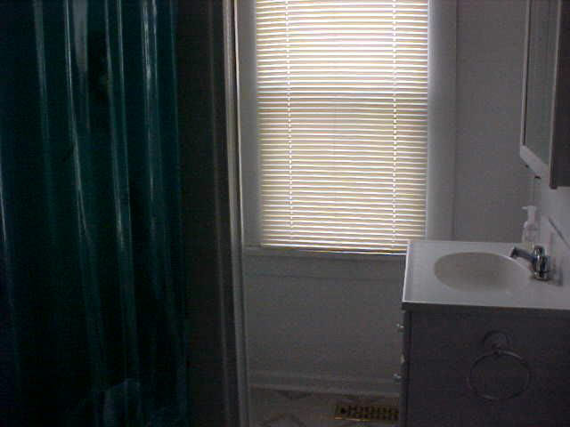 304 E High St, Garrett, IN 46738 photo 3