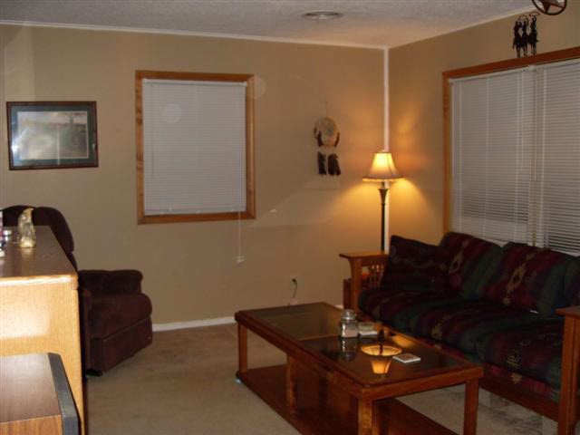 800 W Ensley Ave, Auburn, IN 46706 photo 8