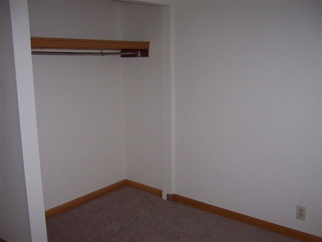 505 Third St, Howe, IN 46746 photo 12