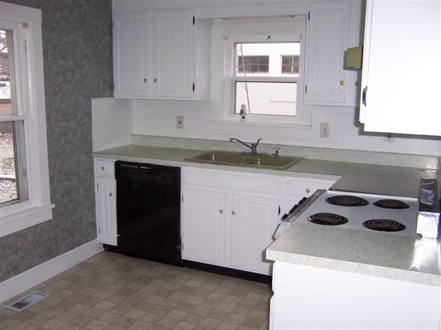 505 Third St, Howe, IN 46746 photo 9