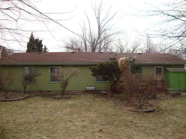 5305 Renfrew Dr, Fort Wayne, IN 46835 photo 2