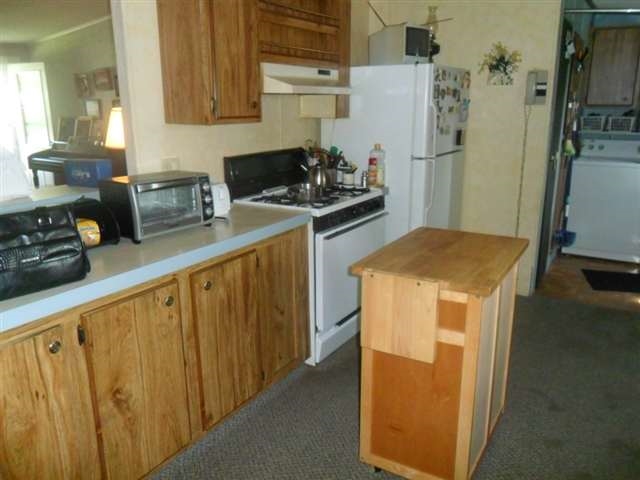 411 Jay St, Topeka, IN 46571 photo 7