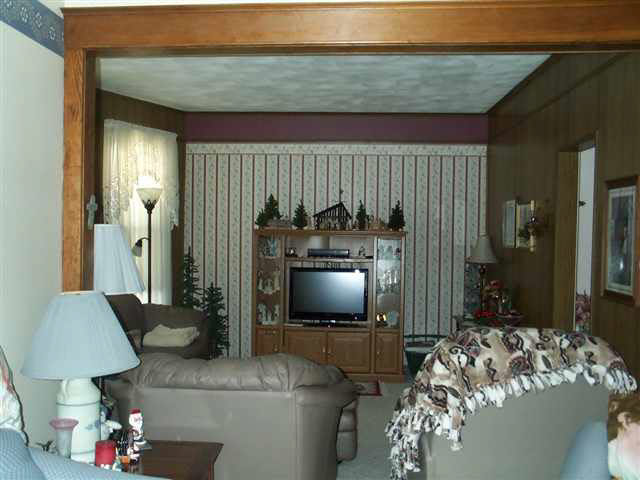 214 S Lee St, Garrett, IN 46738 photo 4
