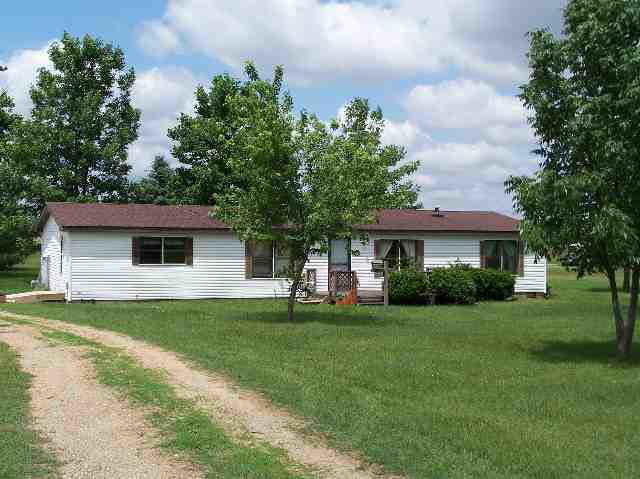 3590 N 100 E, Lagrange, IN 46761 photo 1