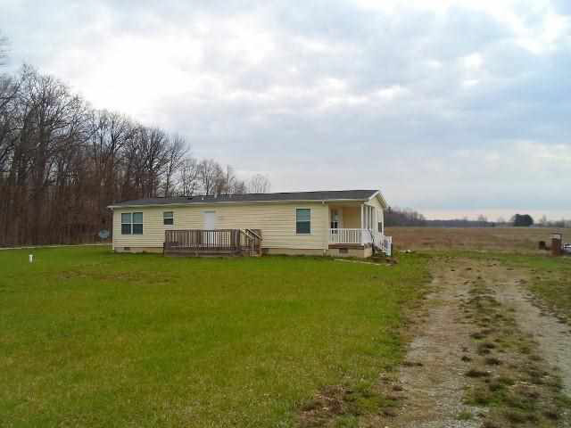 1322 N 750 E, Avilla, IN 46710 photo 1