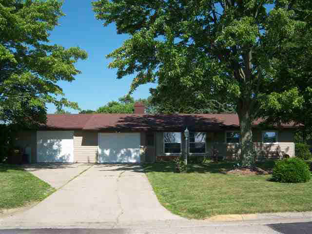 1207 S Ijams St, Garrett, IN 46738 photo 2