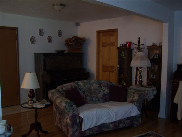 1207 S Ijams St, Garrett, IN 46738 photo 9