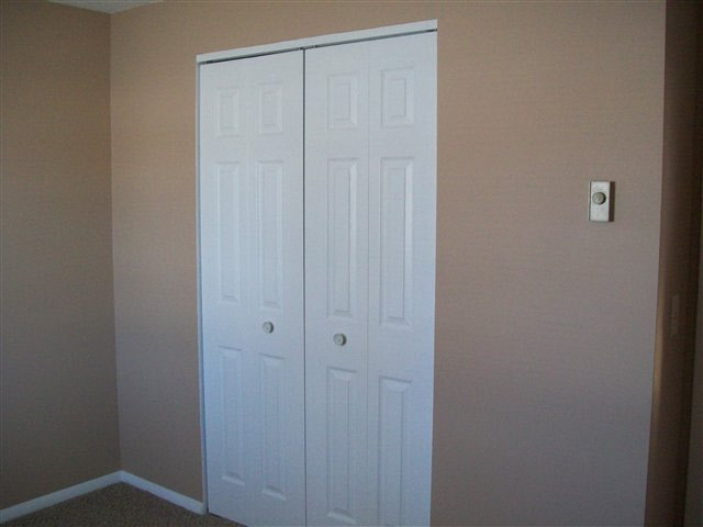 315 Hillside Dr, Lagrange, IN 46761 photo 10