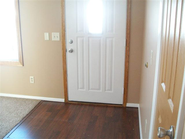315 Hillside Dr, Lagrange, IN 46761 photo 15