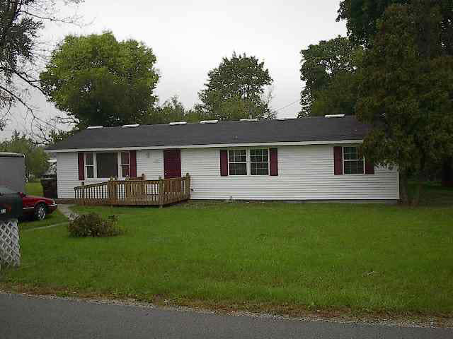 710 E Marion, Waterloo, IN 46793 photo 1