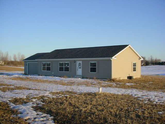 4840 E 025n, Lagrange, IN 46761 photo 3