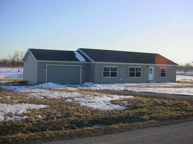 4840 E 025n, Lagrange, IN 46761 photo 1
