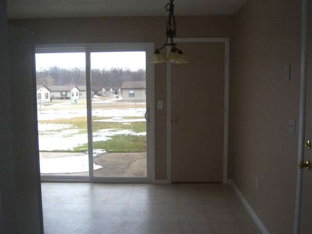 704 Huron Way, Auburn, IN 46706 photo 6