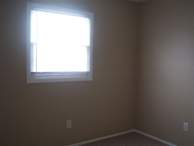 704 Huron Way, Auburn, IN 46706 photo 9