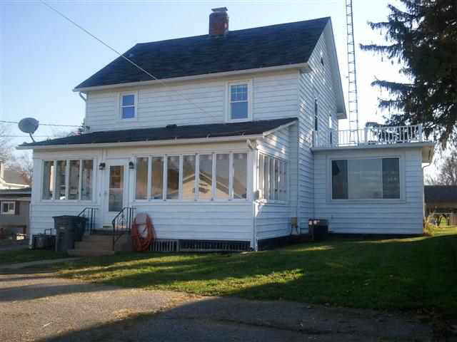 202 S Main St, Wolcottville, IN 46795 photo 7