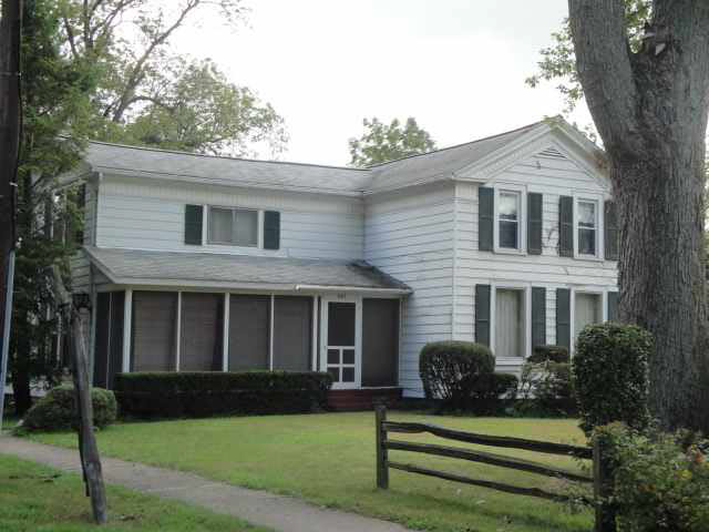 607 Sixth St, Howe, IN 46746 photo 12