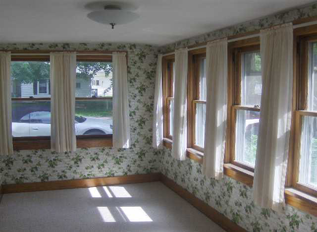 607 Sixth St, Howe, IN 46746 photo 8