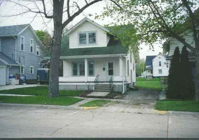 216 E 6th St, Auburn, IN 46706 photo 1