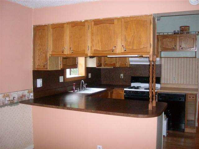 914 E Seneca St, Albion, IN 46701 photo 5