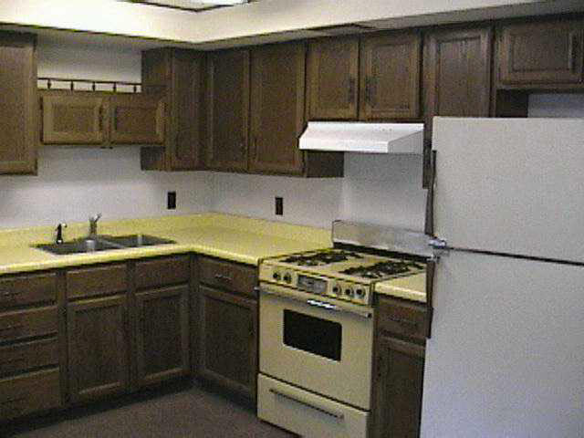 100 Middle St, Waterloo, IN 46793 photo 3
