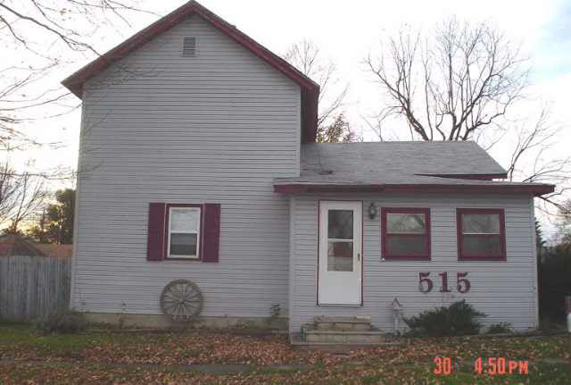 515 S Franklin St, Waterloo, IN 46793 photo 2