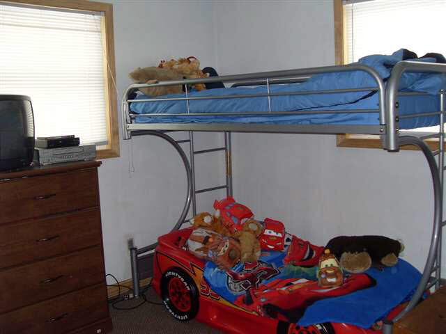 605 E South St, Garrett, IN 46738 photo 11