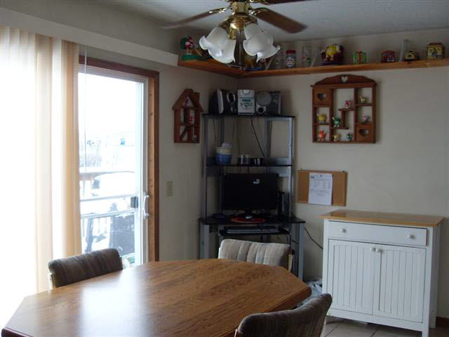 605 E South St, Garrett, IN 46738 photo 10