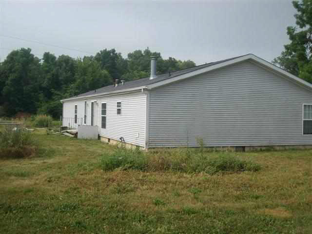 477 S 300 W, Albion, IN 46701 photo 2