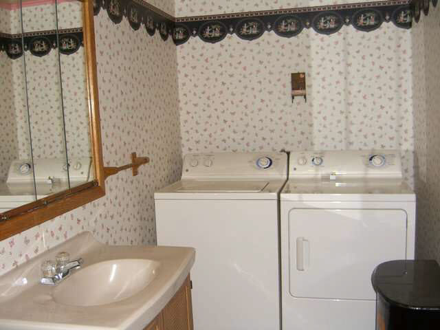 412 S Britton St, Garrett, IN 46738 photo 5
