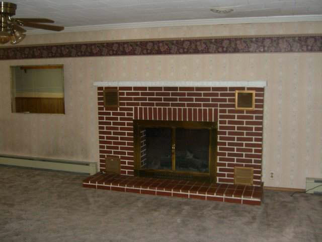 412 S Britton St, Garrett, IN 46738 photo 2