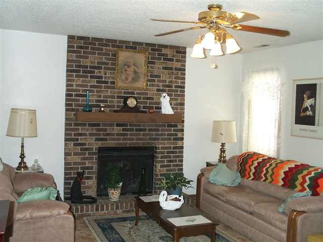 7907 Bruick Ln, Fort Wayne, IN 46815 photo 4