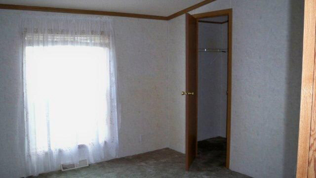 5780 N 050e, Howe, IN 46746 photo 16