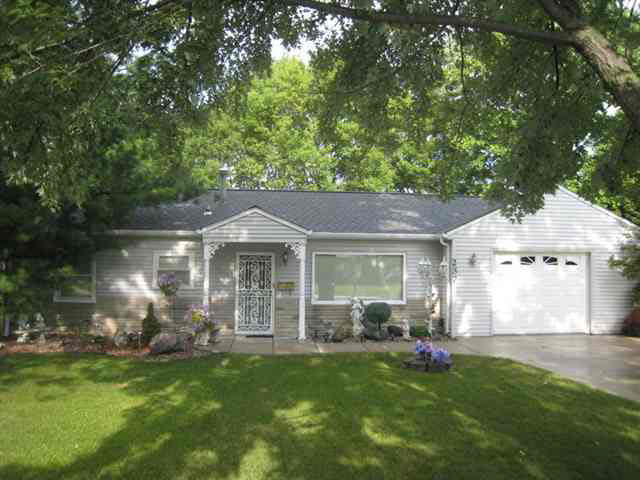 237 S Baxter St, Auburn, IN 46706 photo 1