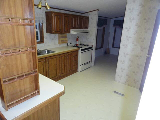 6724 State Road 8, Butler, IN 46721 photo 2