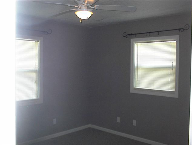 905 Bellvue Dr, Kendallville, IN 46755 photo 9