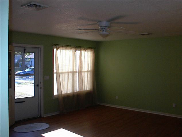 905 Bellvue Dr, Kendallville, IN 46755 photo 5
