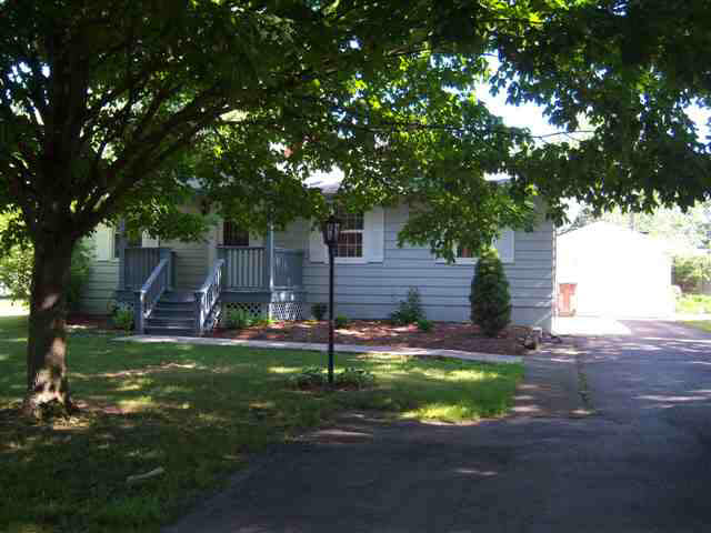 1014 E Warfield, Garrett, IN 46738 photo 4