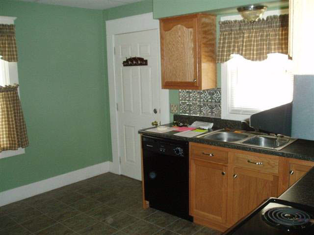 605 Hawpatch, Lagrange, IN 46761 photo 3