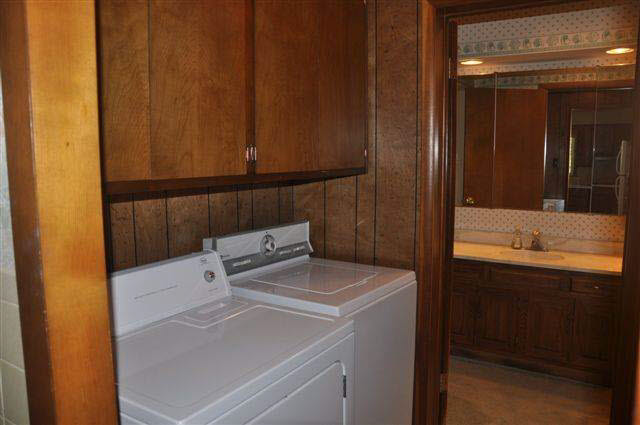 222 Babcock Ave, Topeka, IN 46571 photo 10