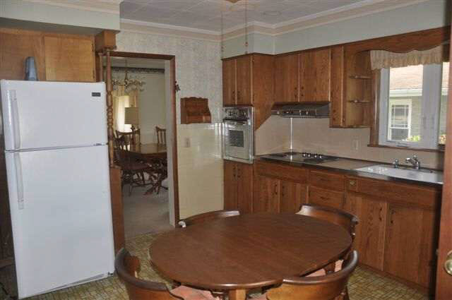 222 Babcock Ave, Topeka, IN 46571 photo 4