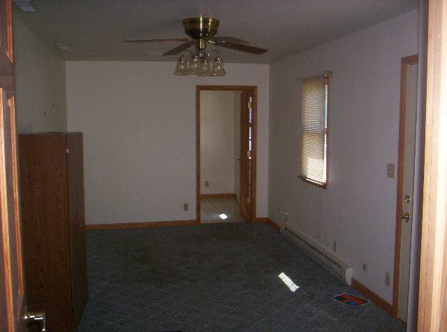 608 E Spring St, Lagrange, IN 46761 photo 2